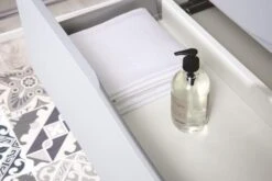 Meuble VELOURSà Suspendre 70cm Gris - BATHROOM THERAPY 7 Meuble VELOURSà Suspendre 70cm Gris - BATHROOM THERAPY -Salle De Bain Fournitures 401511104 4